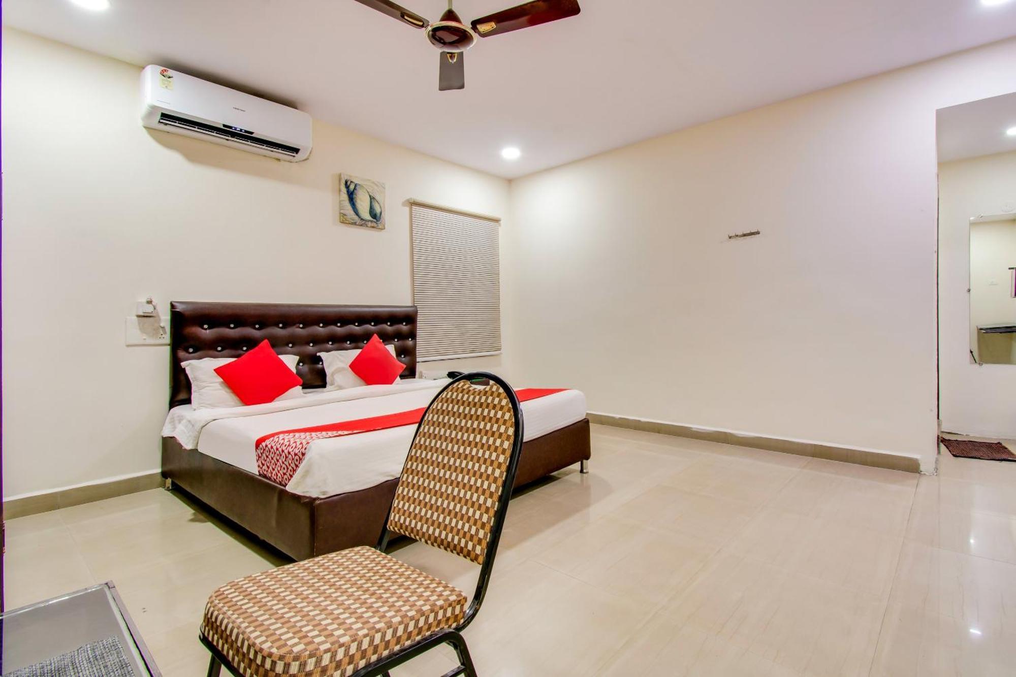 Oyo Akshaya Inn Vijayawāda Exterior photo