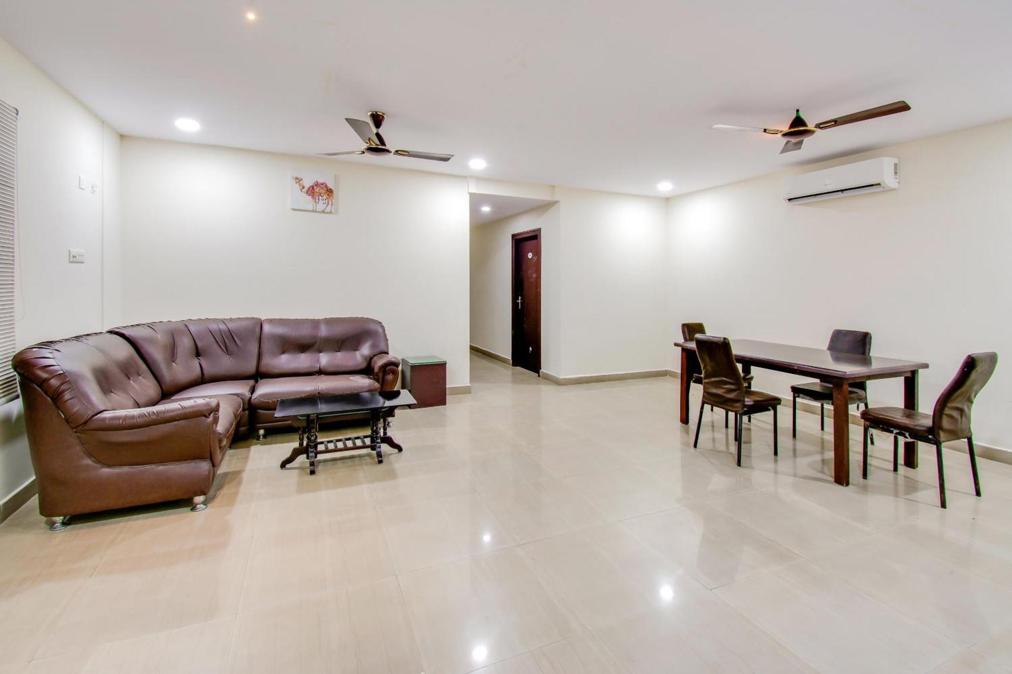 Oyo Akshaya Inn Vijayawāda Exterior photo